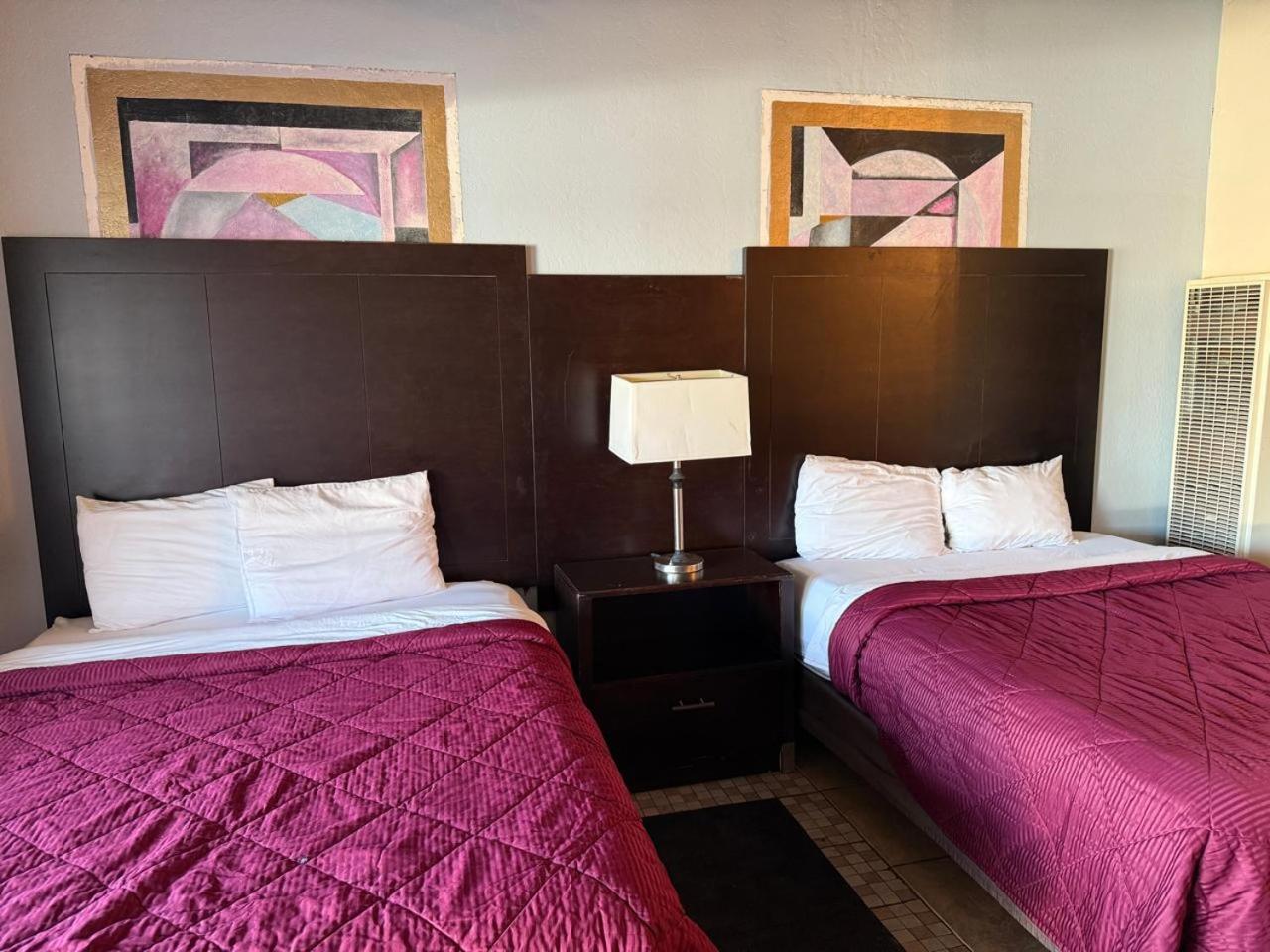 Cinderella Motel Холлистер Экстерьер фото