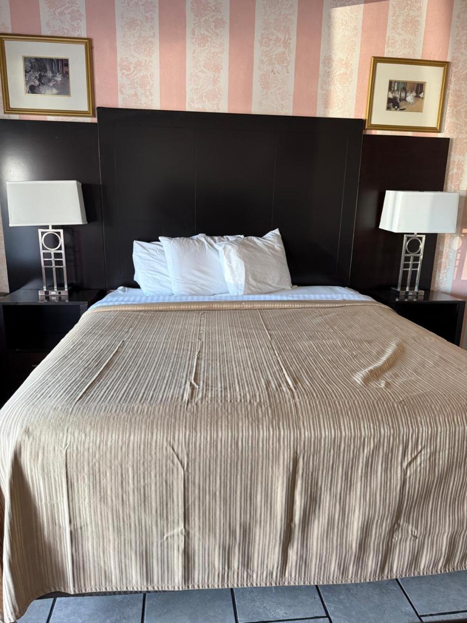 Cinderella Motel Холлистер Экстерьер фото